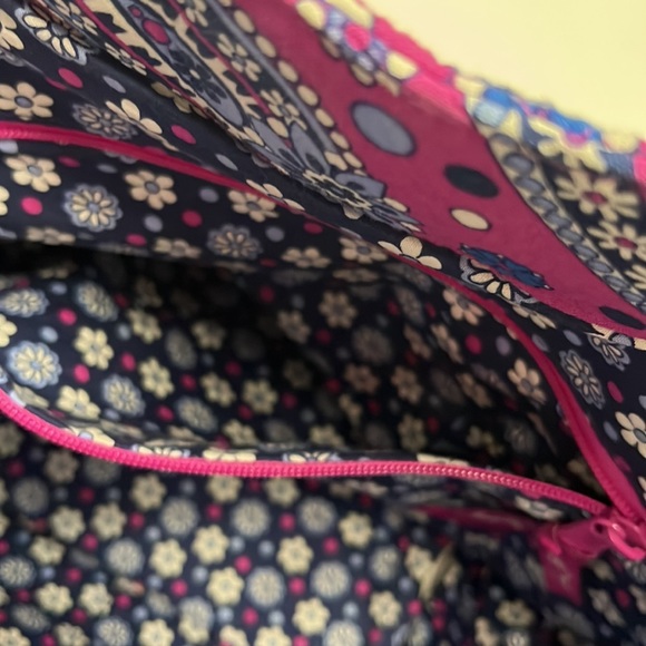 Vera Bradley bag flowers print - Picture 7 of 12